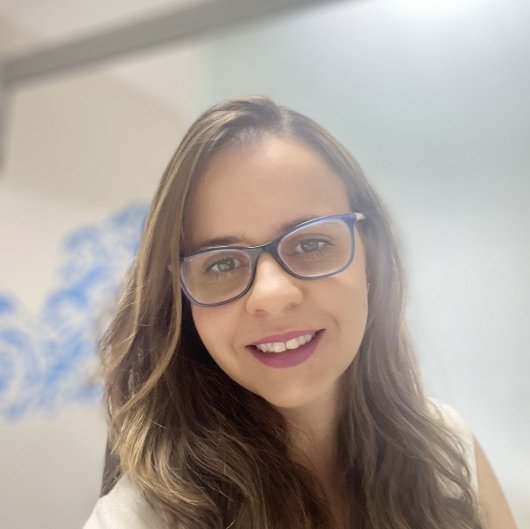 Dra. Melaine Barbosa