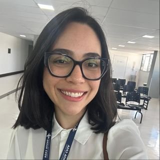 Dra. Taís Ferreira Vilela