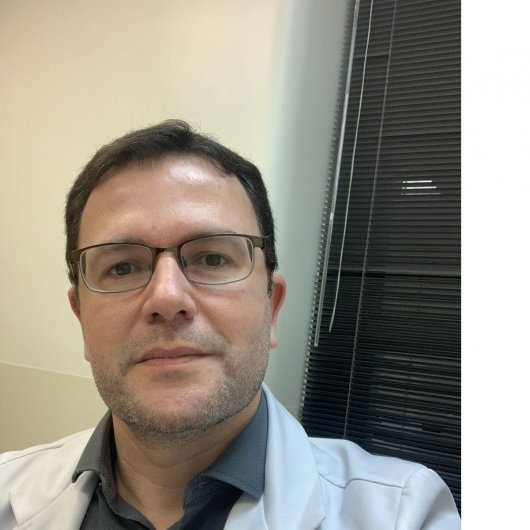 Dr. André Paes Coelho