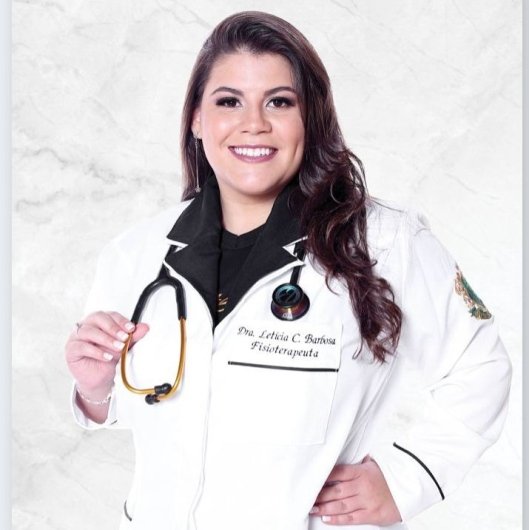 Dra. Letícia Casagrande Barbosa