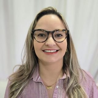 Dra. Mariana Cristina Melaré Ambrosina