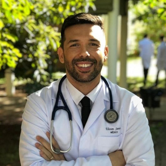 Dr. Elisson Santos