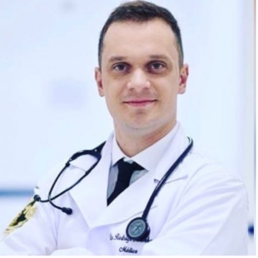 Dr. Rodrigo Roberto Sehnem