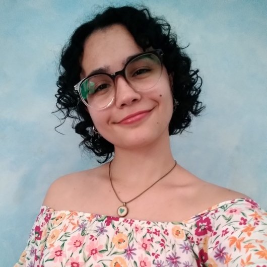 Isabeli Russo Lopes