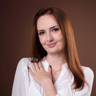 Dra. Beatriz Tavares Vieira
