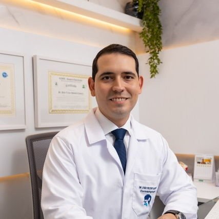 Dr. João Victor Camurça