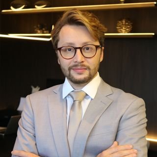 Dr. Kauê Carvalho