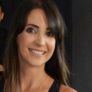 Dra. Danielle Torres Azevedo Lyra