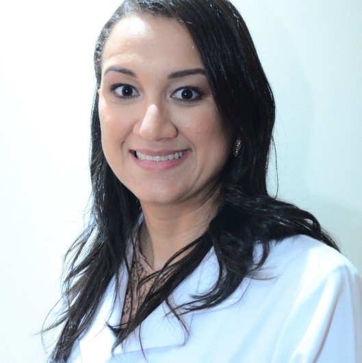 Dra. Rafaela Lima Santos