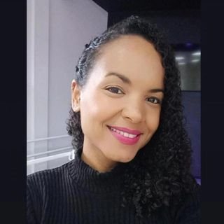 Dra. Josielle de Paula