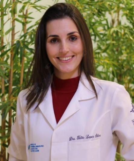Dra. Talita Lopes Silva