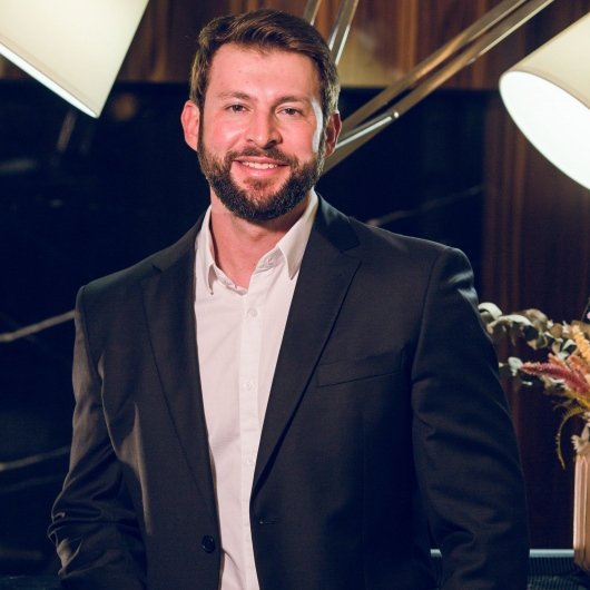 Dr. Vinicius Stringari