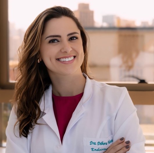 Dra. Débora Moura