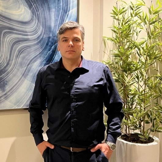 Dr. Fabio Noll Carbone