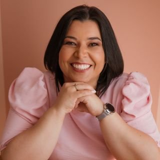 Carla Cristina De Macedo