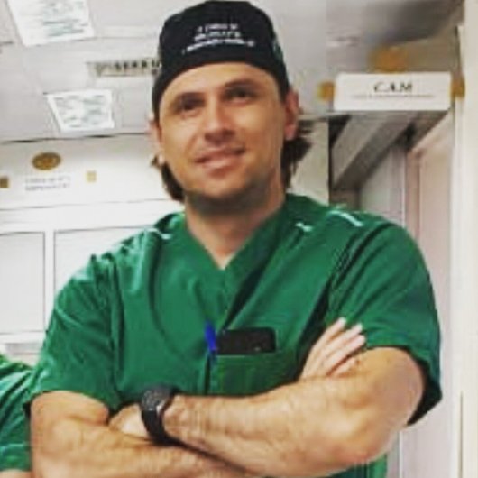 Dr. Carlos Breda
