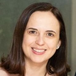 Dra. Vanessa Dota