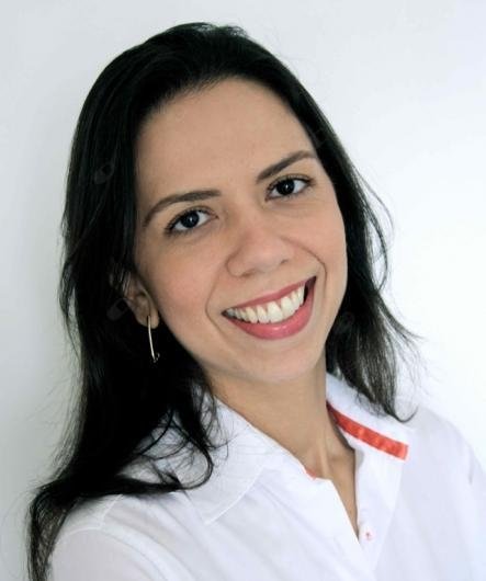 Dra. Mayara Karla Figueiredo Facundo