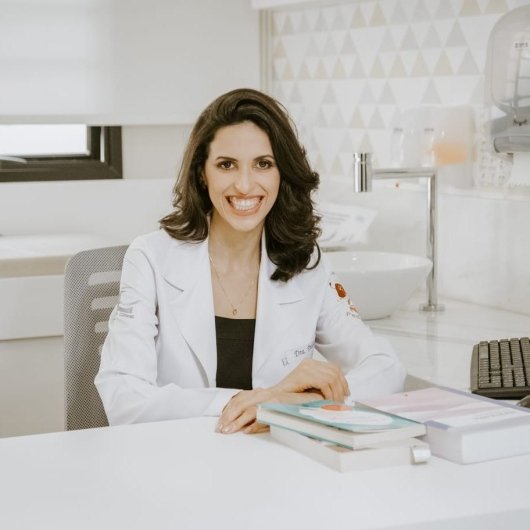 Dra. Paula Marques