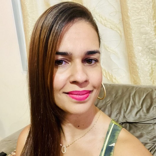 Dra. Luciana A. Oliveira