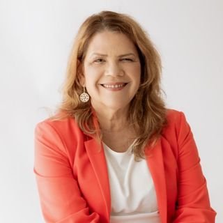 Dra. Rosangela Maria Medeiros