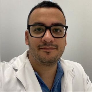 Dr. Vitor Daniel Vieira Zuba