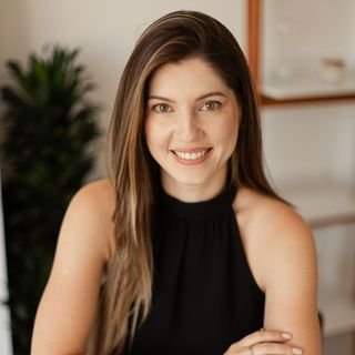 Dra. Fernanda Fabrini