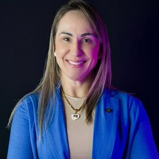 Dra. Myra Leão