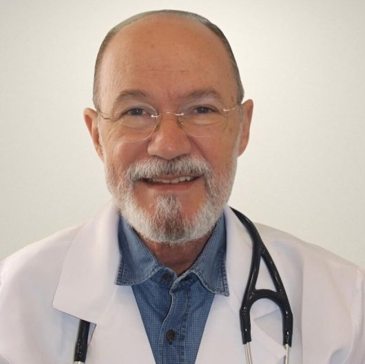 Dr. Marcos Sandoval Medeiros de Freitas