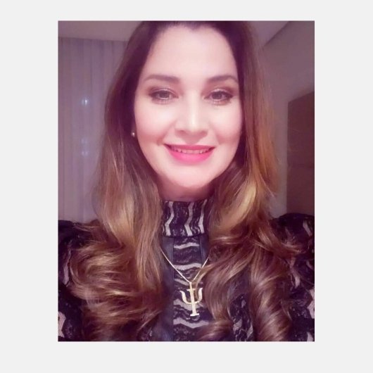 Dra. Eliane Sampaio Antt