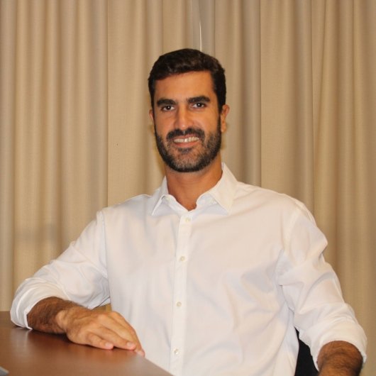 Dr. Pedro Maldonado Martins
