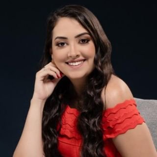 Dra. Andressa Soares
