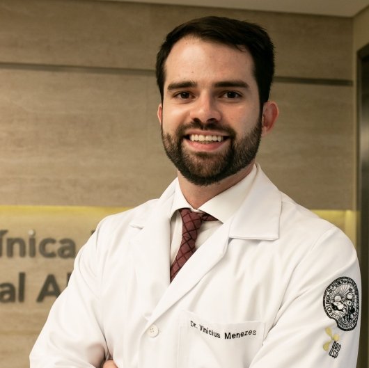 Dr. Vinícius Menezes