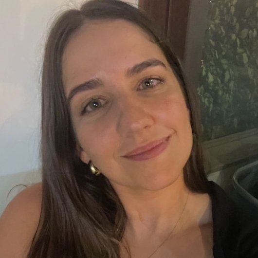 Dra. Ana Caroline Nogueira