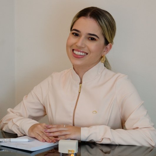 Dra. PAULA OLIMPIO