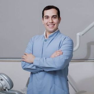 Dr. Rodrigo M. Fernandes