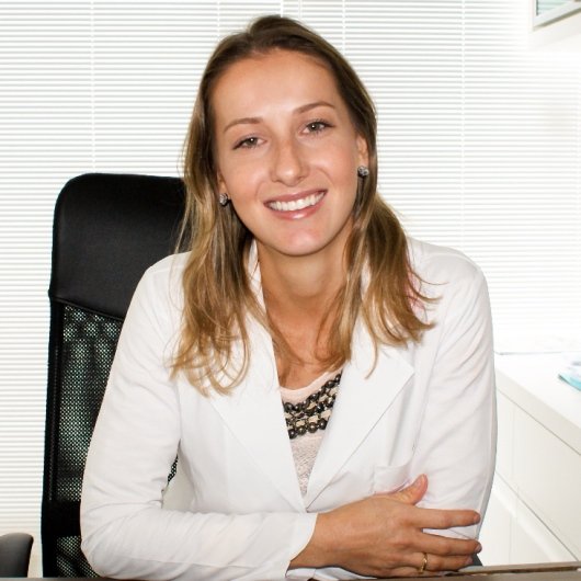 Dra. Camila Morelli Maluche