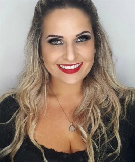 Dra. Daiana Elise De Moura