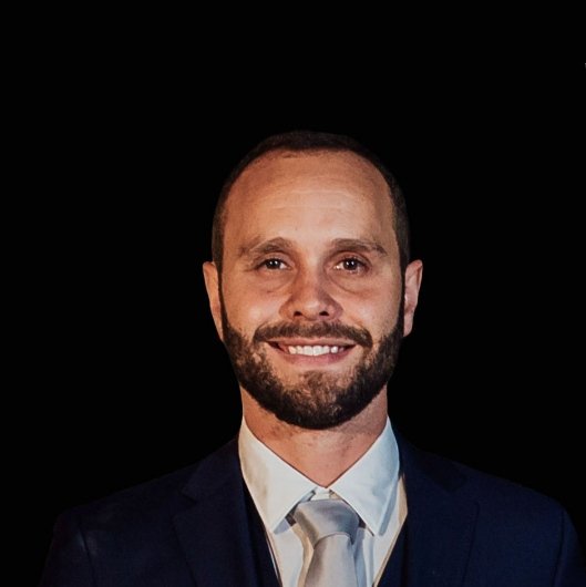 Dr. Vinicius Silva