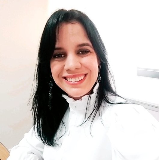Dra. Danielle Farias