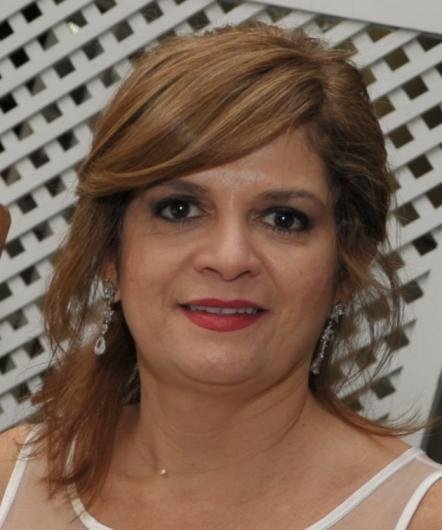 Dra. Elen Alves Arruda Queiroz