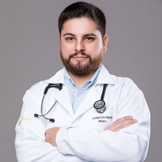 Dr. Diogo Siqueira