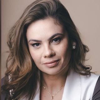 Dra. Rafaela Teixeira Martins