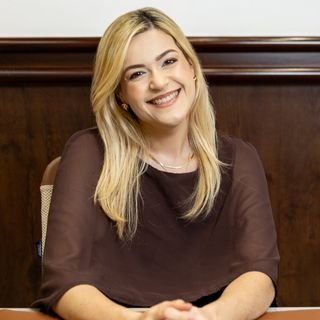 Dra. Andressa Honorato