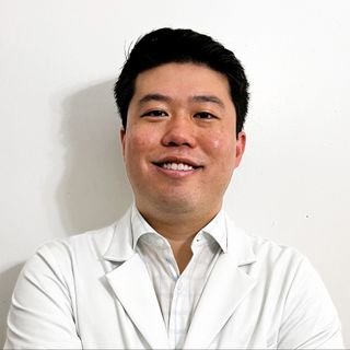 Dr. Marcos Vinicius Arita