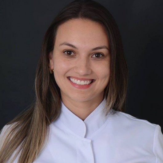 Dra. Adrielle Karsten
