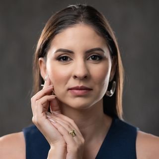 Dra. Ana Claudia Portes Nascimento