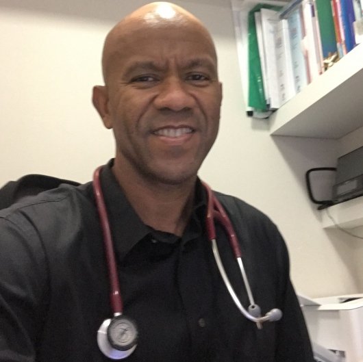 Dr. Marcos Vinicius Pinto de Oliveira