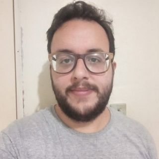 Dra. Ugo Ribeiro Comparotto