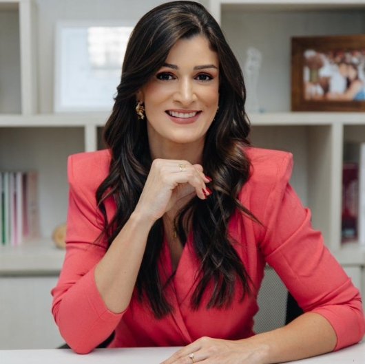 Dra. Nayana Costa